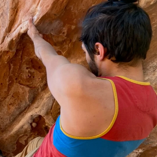 blog-climbers-shoulder